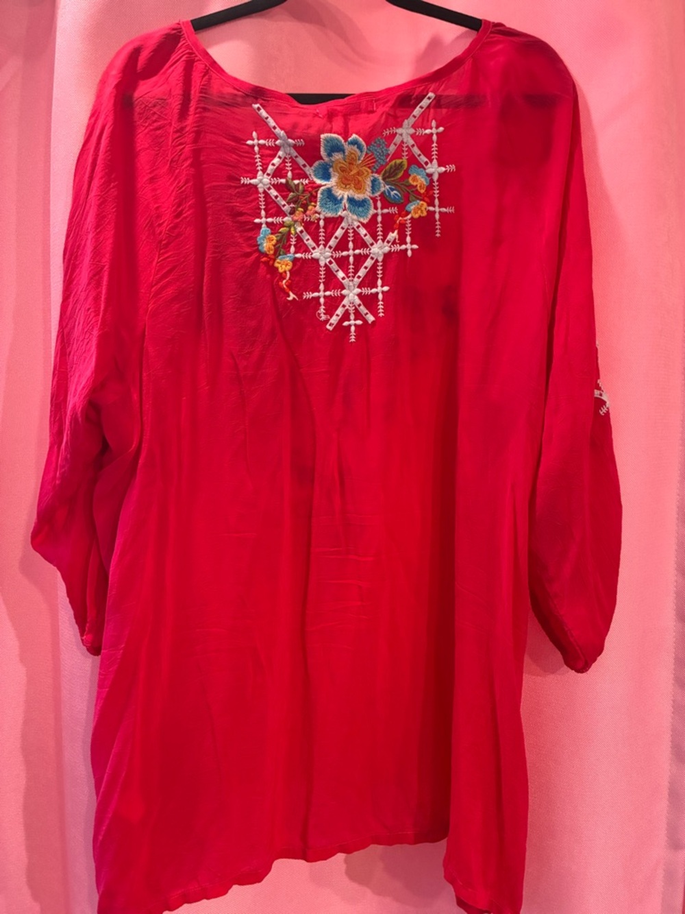 Johnny Was Red Embroidered V-Neck Tunic- size XL - Picture 3 of 4